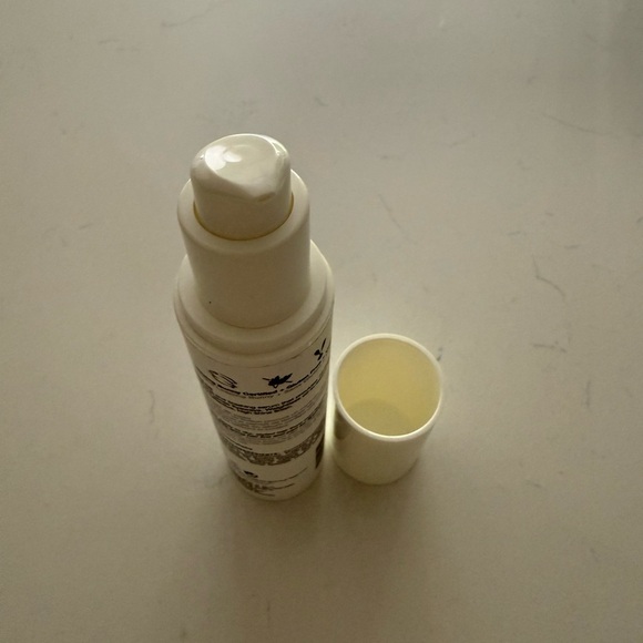 IGK Crybaby 72-Hour Anti-Frizz High Shine Smoothing and Finishing Serum - New - Picture 8 of 8